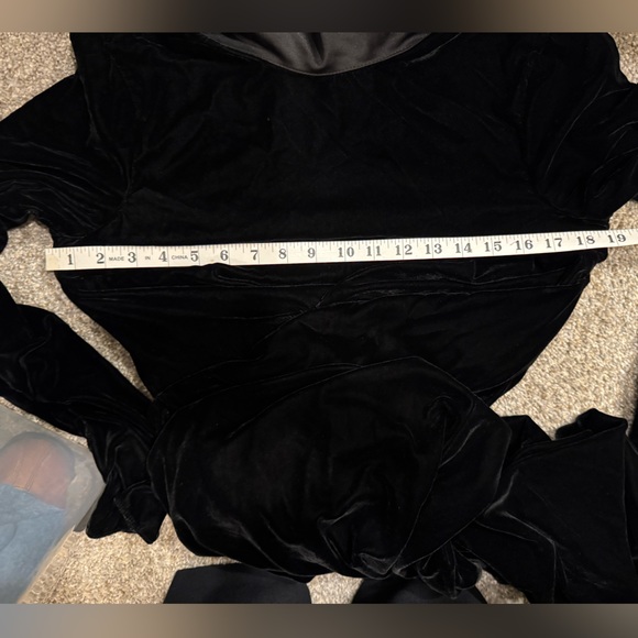 Long sleeve Tucked Velvet Bias Maxi NWT - Picture 11 of 11